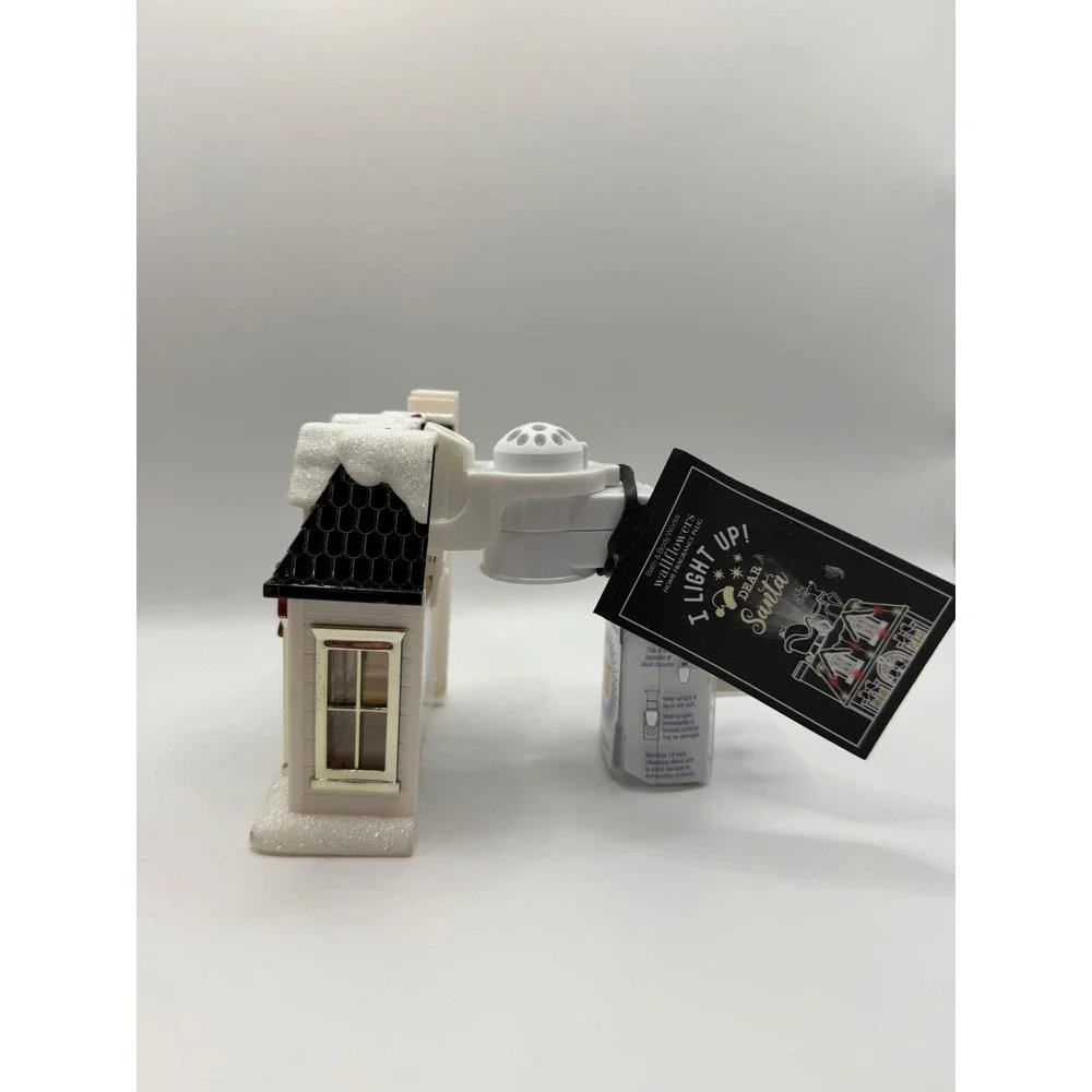 Bath & Body Works Christmas House Wallflowers Fragrance Plug Santa Projection